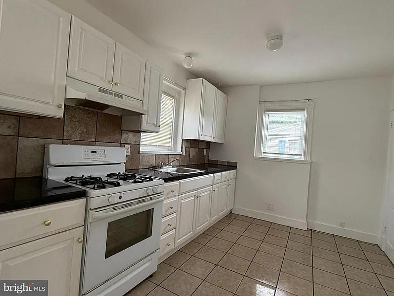724 Parry Ave #B — Photo 29