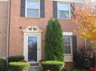 8 Far Corners Ct, Sparks, MD 21152