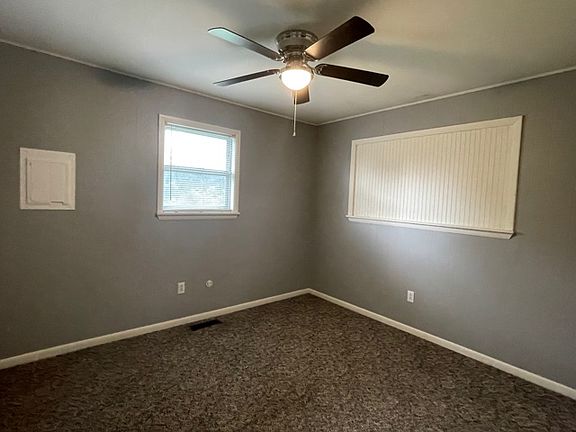5th image of 5409 S Hutchinson Ave #C4