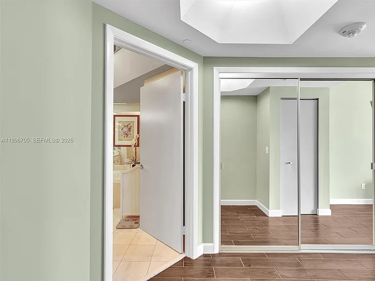 2000 Island Blvd #1203 — Photo 18
