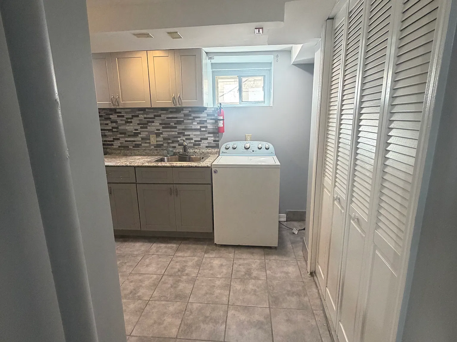 1 bed, $1,000 — Photo 3
