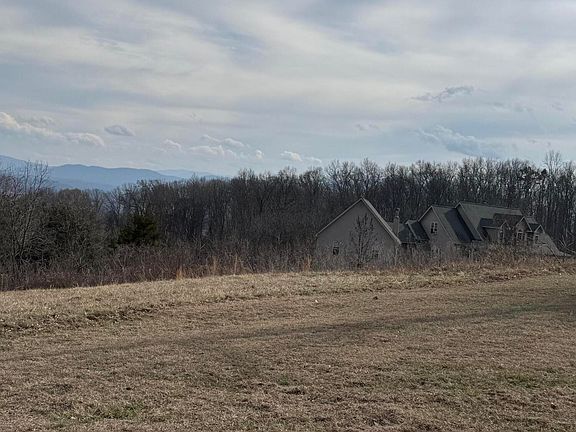 2nd image of 2826 Homestead Dr