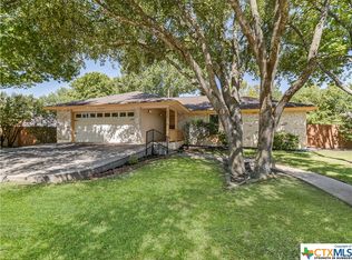 306 S 9th St, Pflugerville, TX 78660
