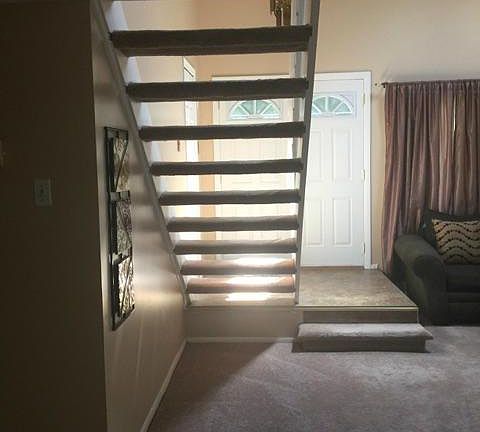 2nd image of 9211 Curtis Ct