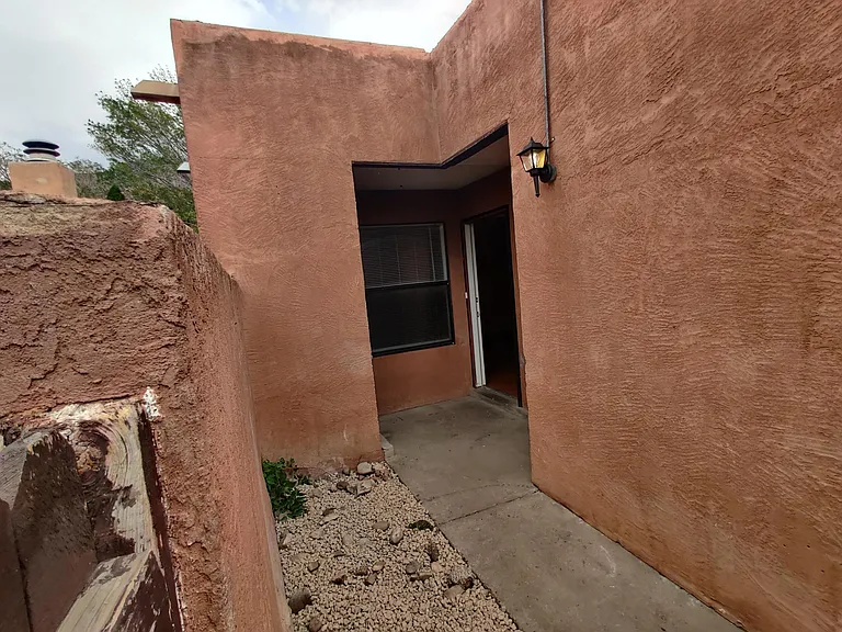 2916 Palo Verde Dr NE #B — Photo 19