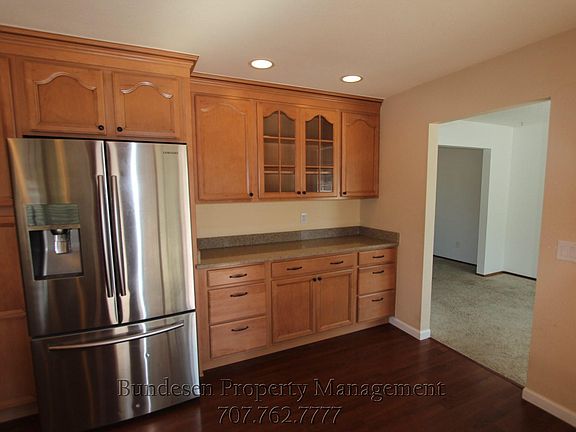 5th image of 1553 Creekside Dr