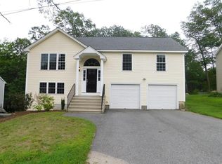 5 Niles St, Worcester, MA 01604