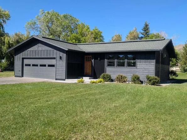 1210 Baldy View Dr, Hailey, ID 83333
