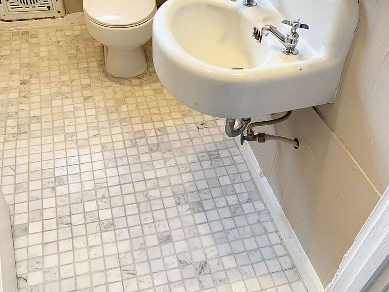 4701 Gaston Ave #4 — Photo 8