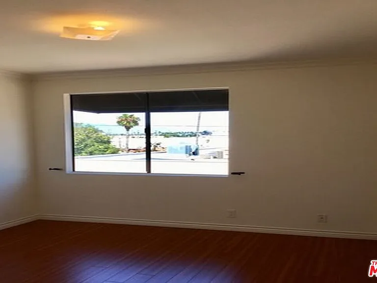 828 N Hudson Ave #207 — Photo 17