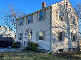 71 Miantonomi Ave #1, Middletown, RI 02842