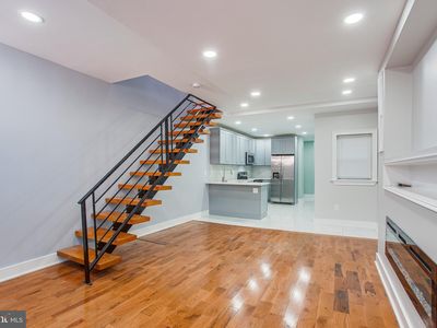 906 W Sterner St, Philadelphia, PA, 19133