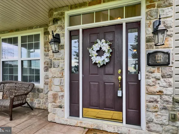 121 Great Bend Way, Reading, PA 19608