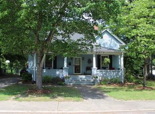 621 S Poplar St, Lincolnton, NC 28092