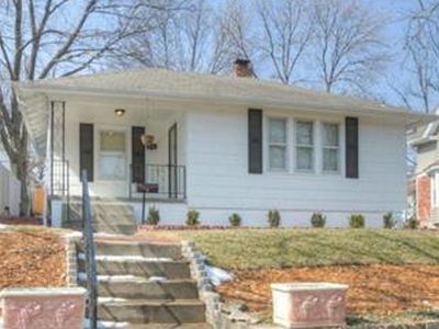 4538 Terrace St, Kansas City, MO, 64111