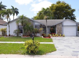 21434 Summertrace Cir, Boca Raton, FL 33428