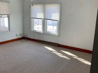 1036 Portland Rd, Saco, ME 04072