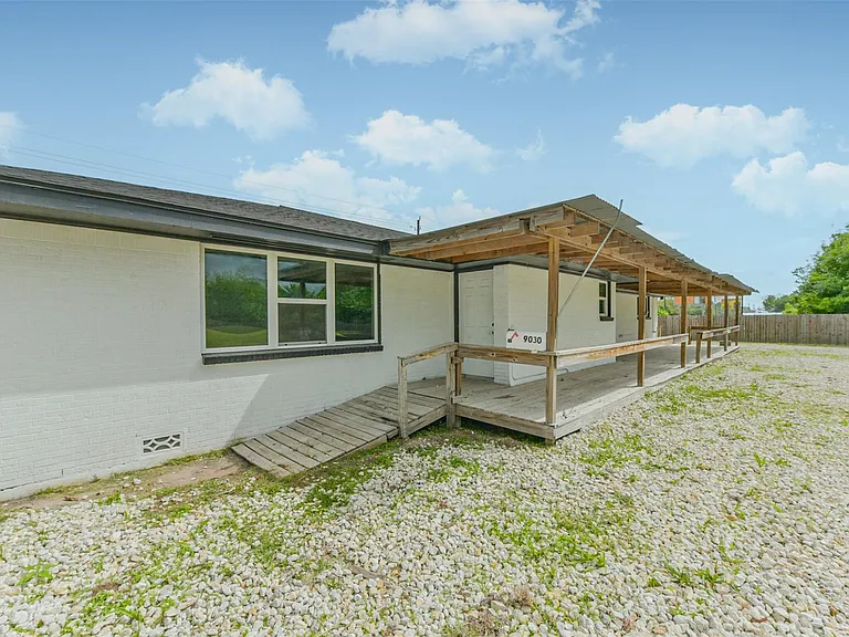 9030 Almeda Genoa Rd — Photo 14