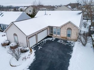 104 E Brittany Ln, Hainesville, IL 60030