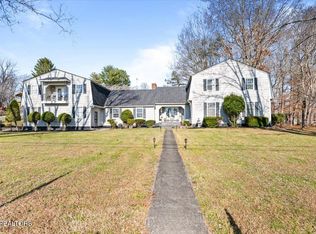 203 Golf Hill Ln, La Follette, TN 37766