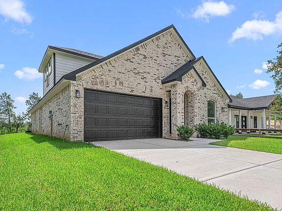 3rd image of 12911 Green Valley