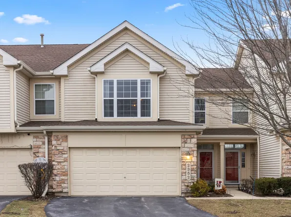 2352 Georgetown Cir, Aurora, IL 60503