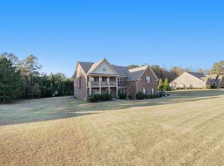 52 Ranan Ln, Newnan, GA 30263