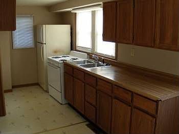 1st image of 128 Leroy Ave