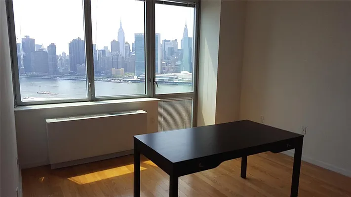 Rented by Space Marketing Shop | media 2