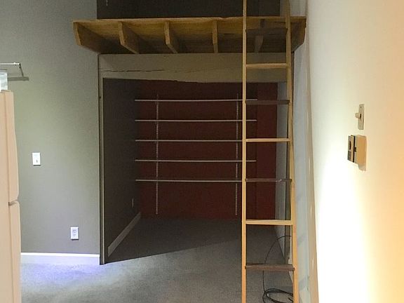 2nd image of 1227 Jackson St APT 100