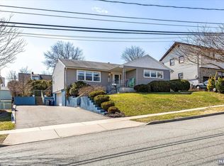 488 Columbia Blvd, Wood Ridge, NJ 07075