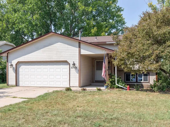 3745 E Mineral Pond Blvd, Anoka, MN 55303