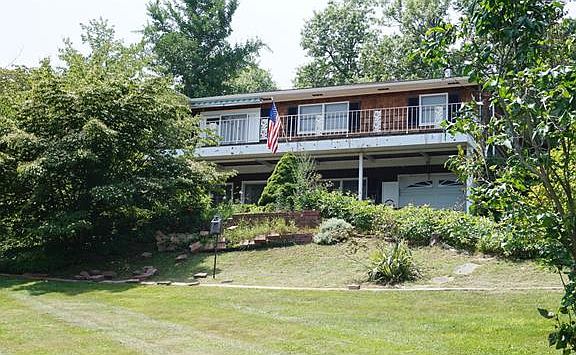 5th image of 8 Birchwood Ln