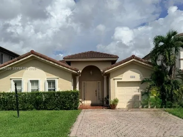 13654 SW 124th Avenue Rd, Miami, FL 33186