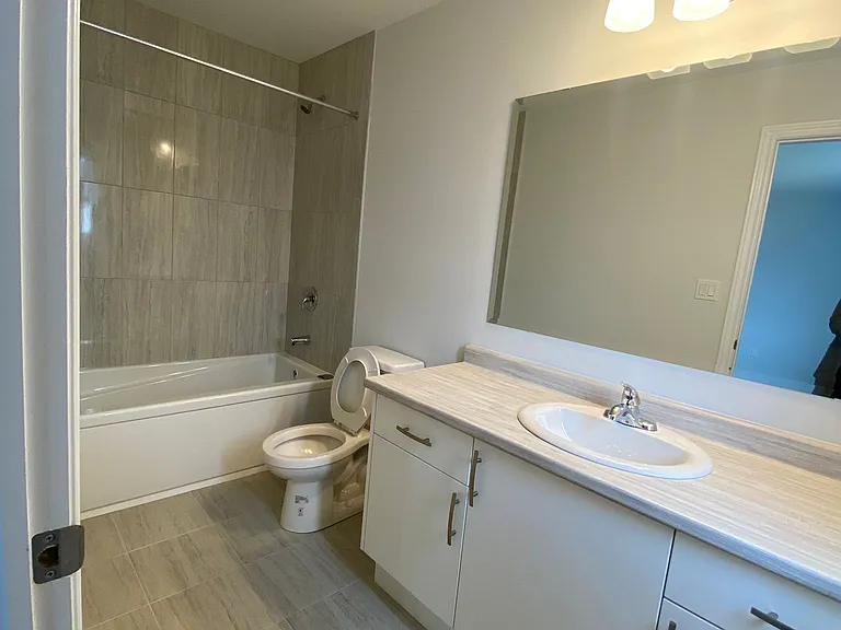 3028 Turner Cres — Photo 16