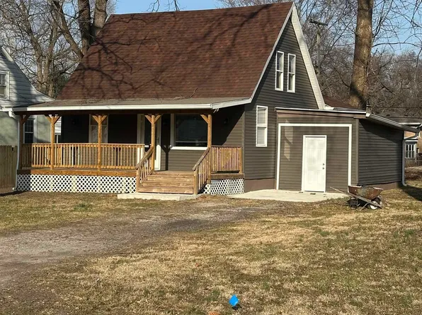 3140 S 3rd St, Southern View, IL 62703