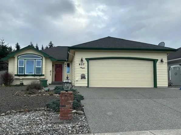 637 Summer Breeze Ln, Sequim, WA 98382