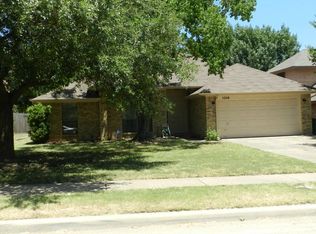 1228 Castleman Dr, Cedar Hill, TX 75104
