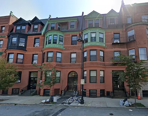 589 Beacon St #6 Photo 1