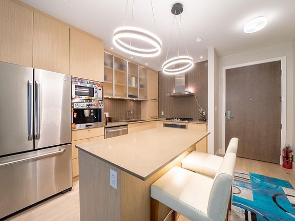 3rd image of 262 Salter St #101