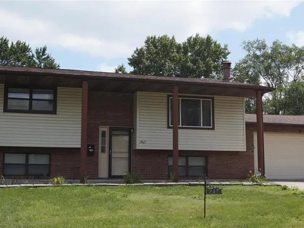 847 Saint Cletus Dr, Cahokia, IL 62206