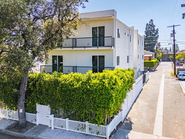 4445 1/2 Auckland Ave, North Hollywood, CA 91602