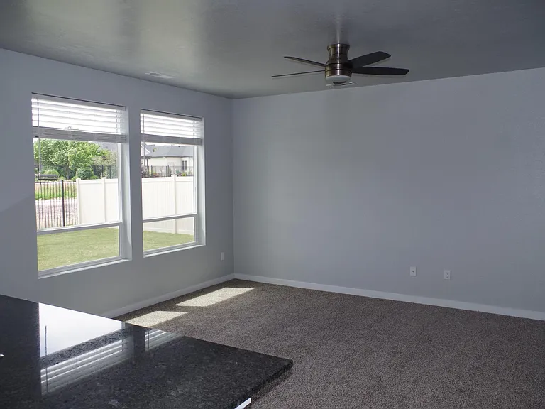 4189 S Barletta Way — Photo 7