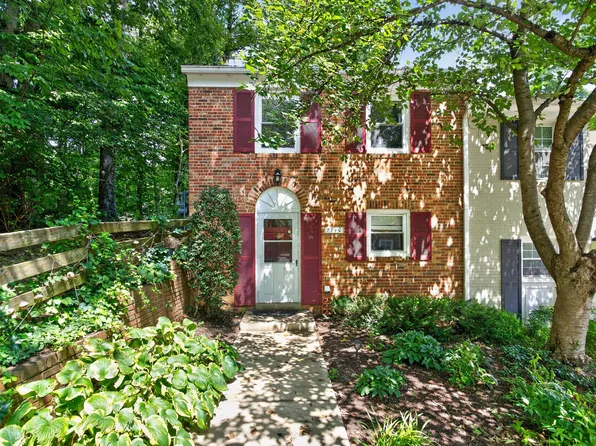 7740 Tiverton Dr, Springfield, VA 22152