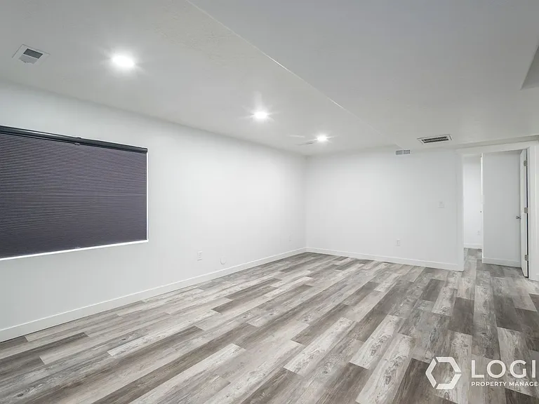 5075 E Rustic Patch Rd #DOWNSTAIRS — Photo 6