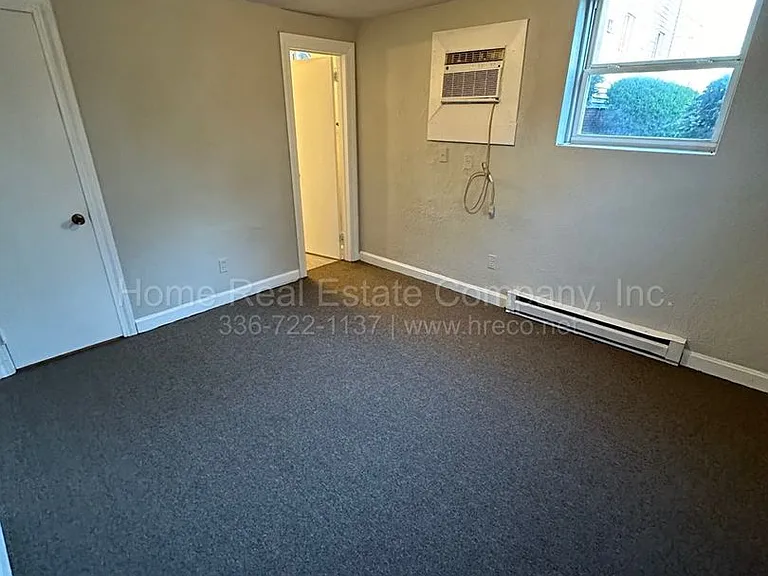 131 Westdale Ave — Photo 3