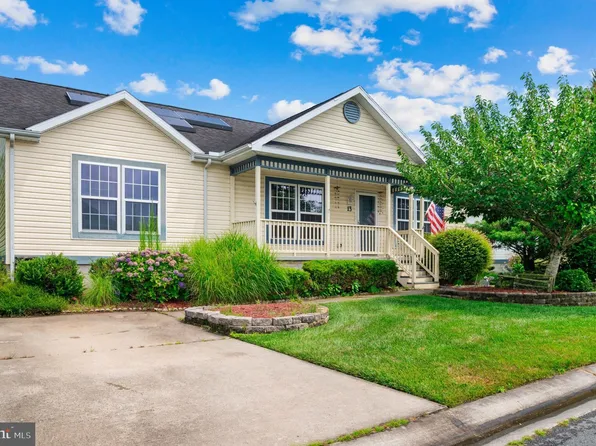 13 Windswept Dr, Berlin, MD 21811