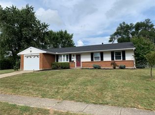 669 Homeway Dr, New Lebanon, OH 45345