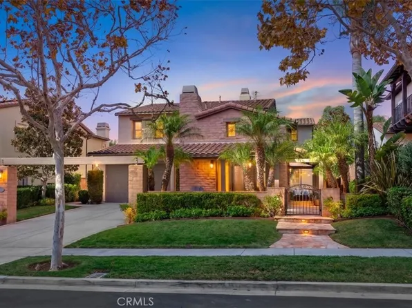 15 Julia St, Mission Viejo, CA 92694