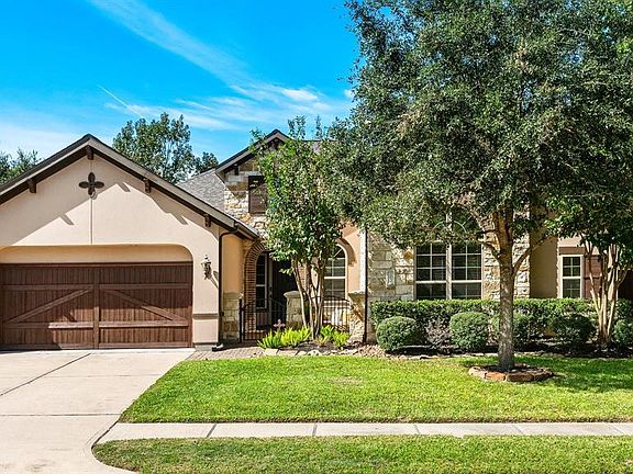 2nd image of 1006 Carissa Holly Drive